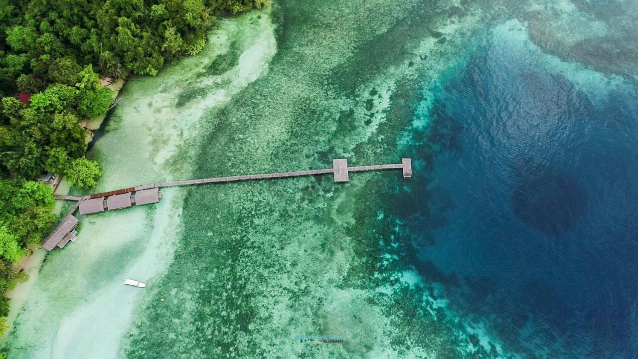 Hamueco Dive Resort Raja Ampat Rabia Exteriör bild