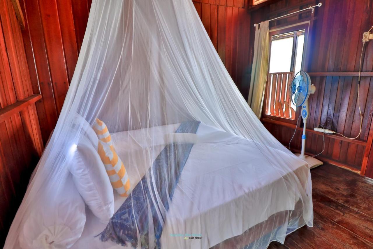 Hamueco Dive Resort Raja Ampat Rabia Exteriör bild