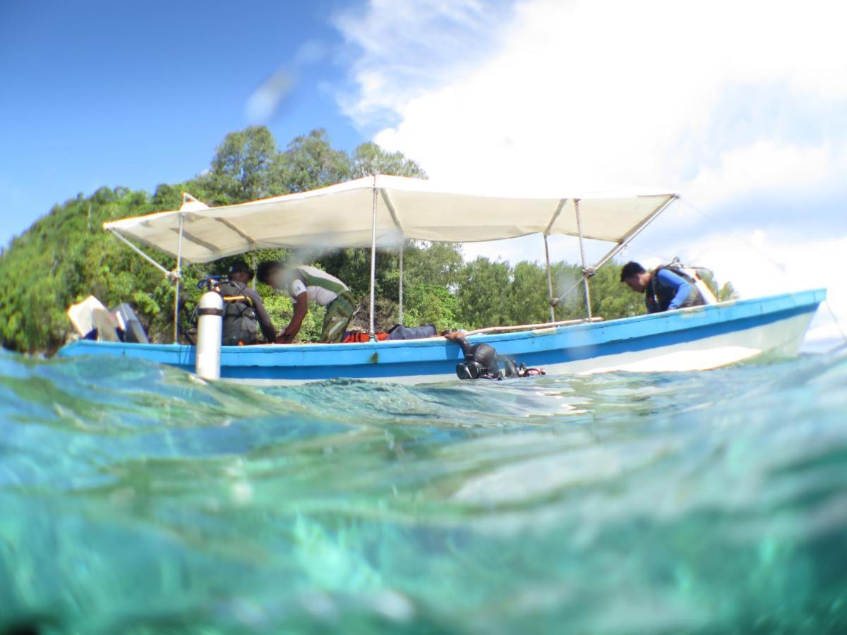 Hamueco Dive Resort Raja Ampat Rabia Exteriör bild